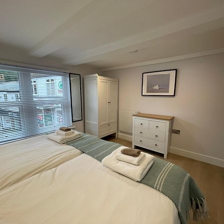 Seasteps Padstow Apartment Екстериор снимка